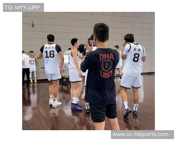 广州男篮体测圆满结束球员们已迫不及待迎接新赛季挑战