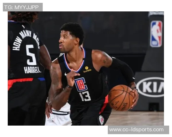 乔治状态低迷出战20分钟仅得10分三分球五投皆失表现令人失望